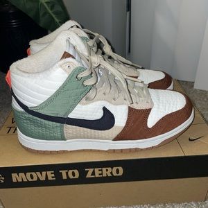 W Dunk High LX Next Nature